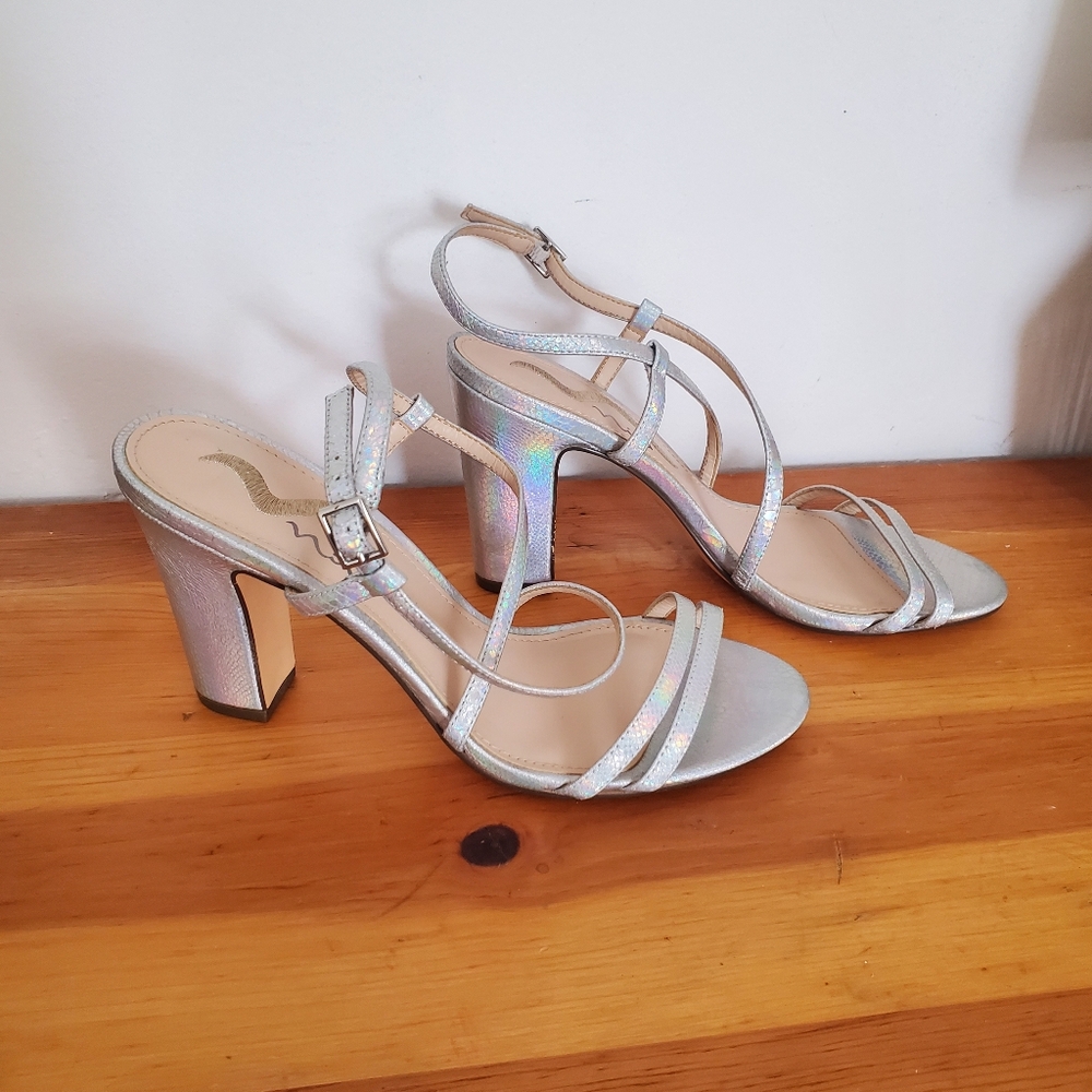 Nina Elegant Silver Strappy Heels Size 8